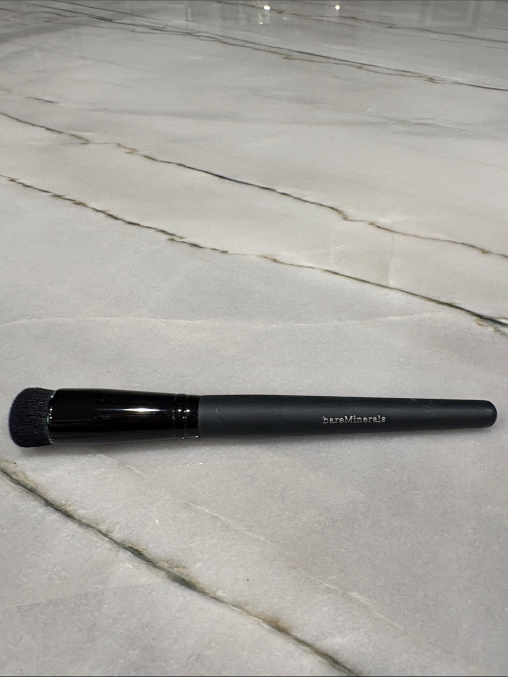 BareMinerals Blurring Buffer Brush